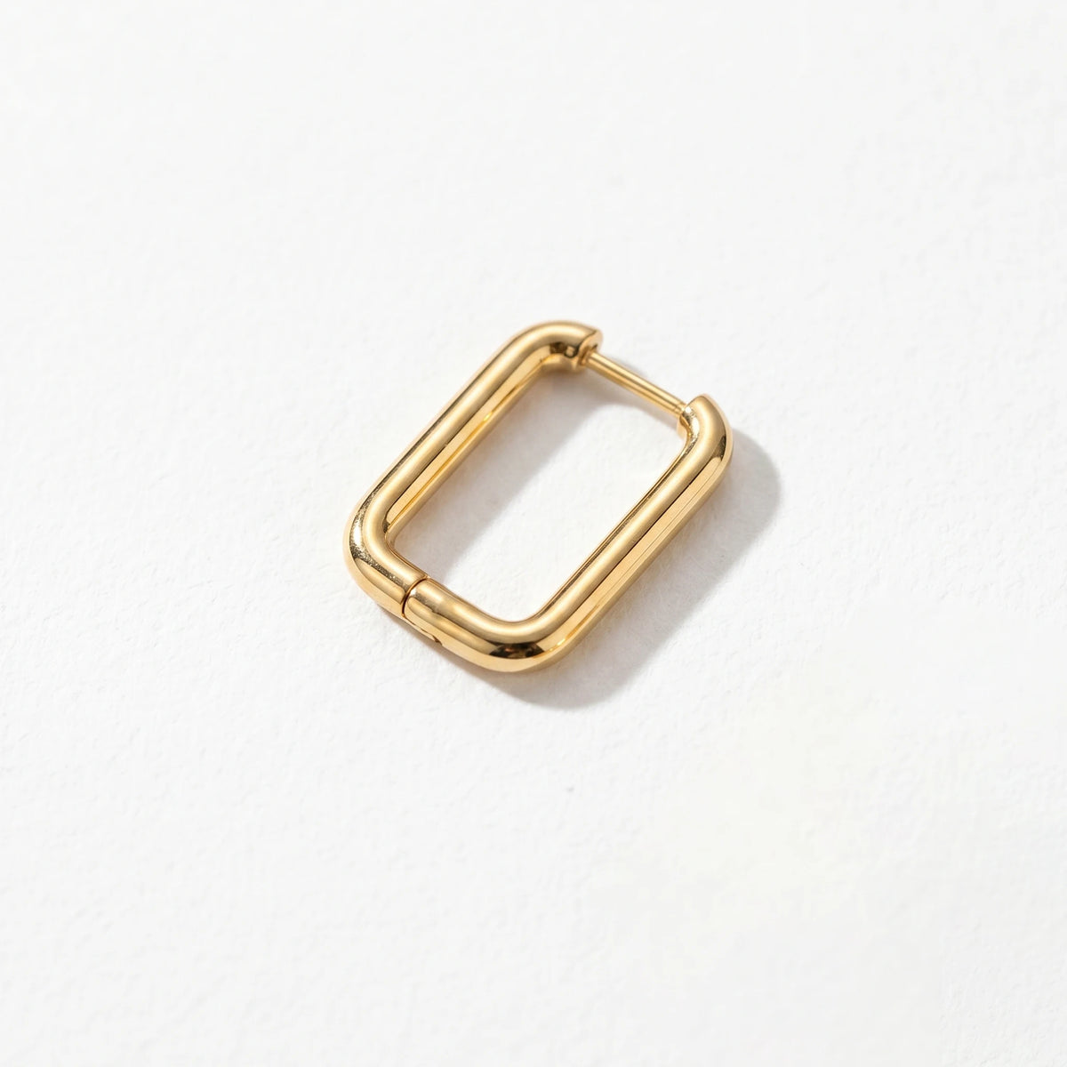 QIAOREN 12585 Dainty Shiny Oblong Geometric Huggie Earrings 316L Stainless Steel No Fade Gold Plated Hoop Jewelry Gift