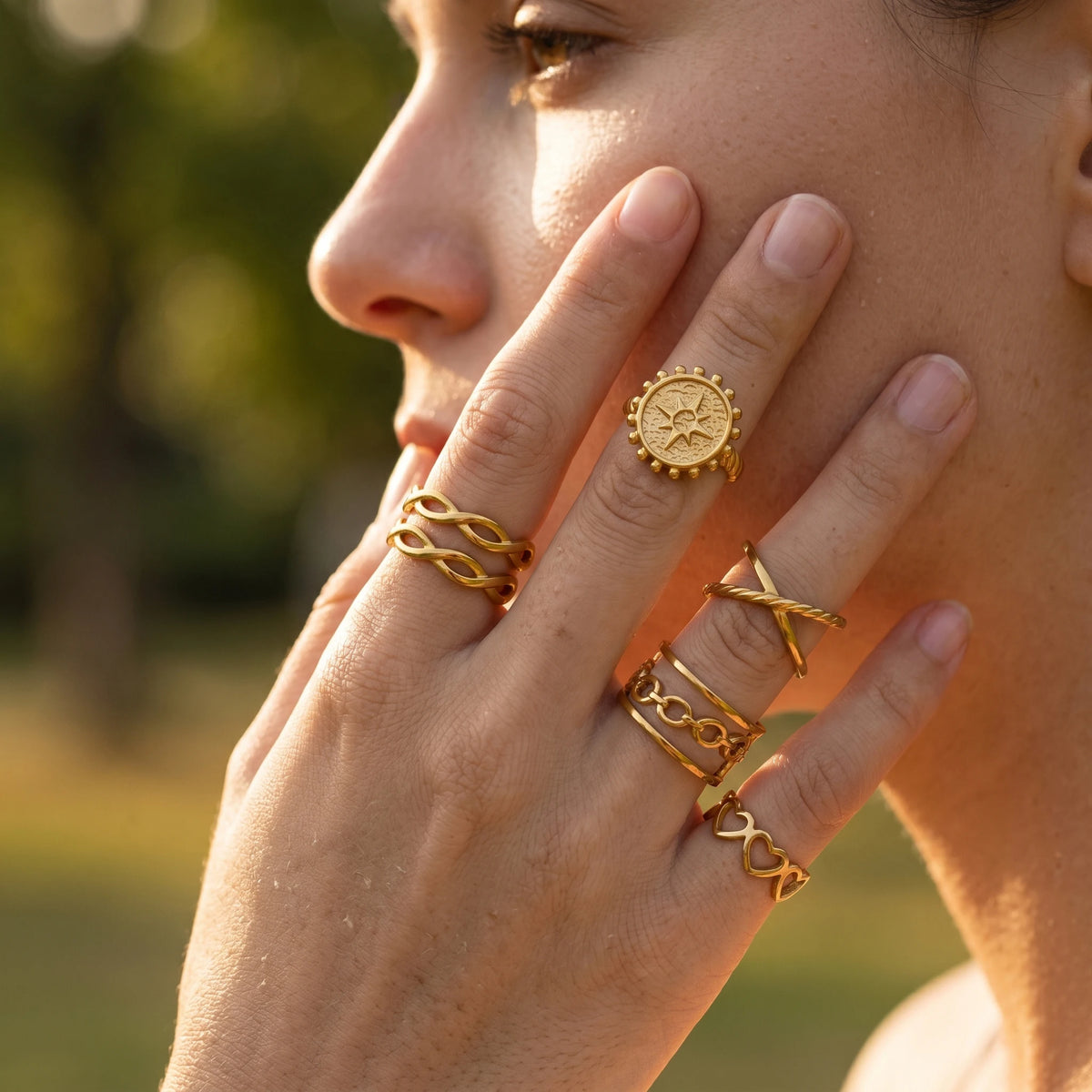 QIAOREN 10710 Tarnish Resistant 18K Gold Plated Stainless Steel Ring Watch Set 5Pcs Adjustable Open Stackable Quartz Rings Women