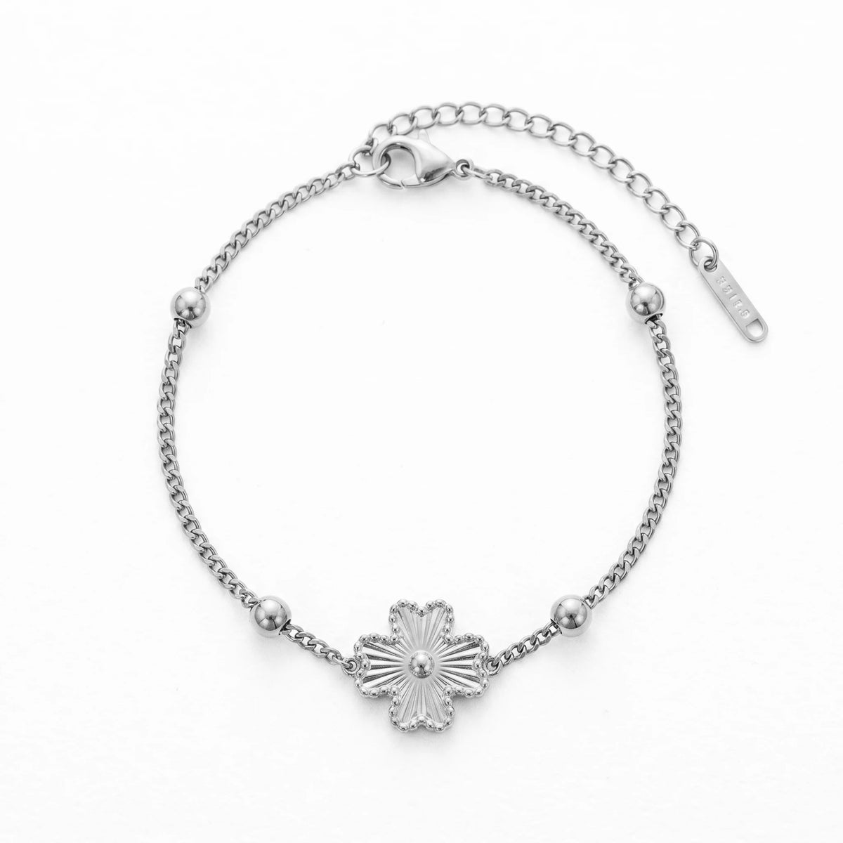 QIAOREN 11053 Elegant Gold Flower Bracelet Stainless Steel Minimalist Floral Chain Jewelry for Women