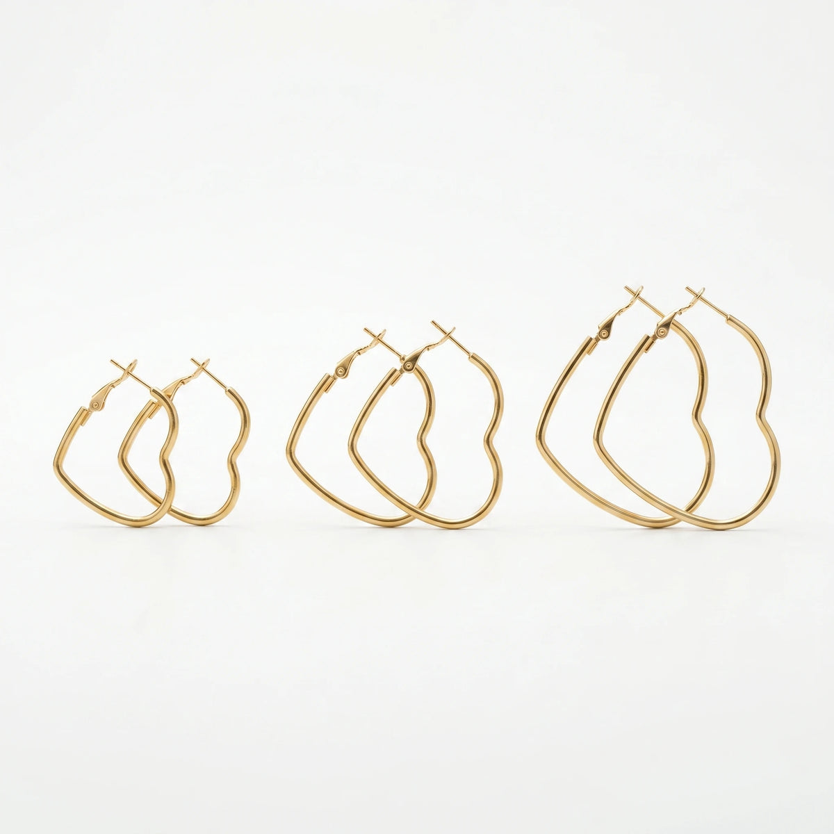 QIAOREN 13197 Gold Plated Heart Hoop Earrings for Women Stainless Steel Heart Shaped Statement Fashion Jewelry