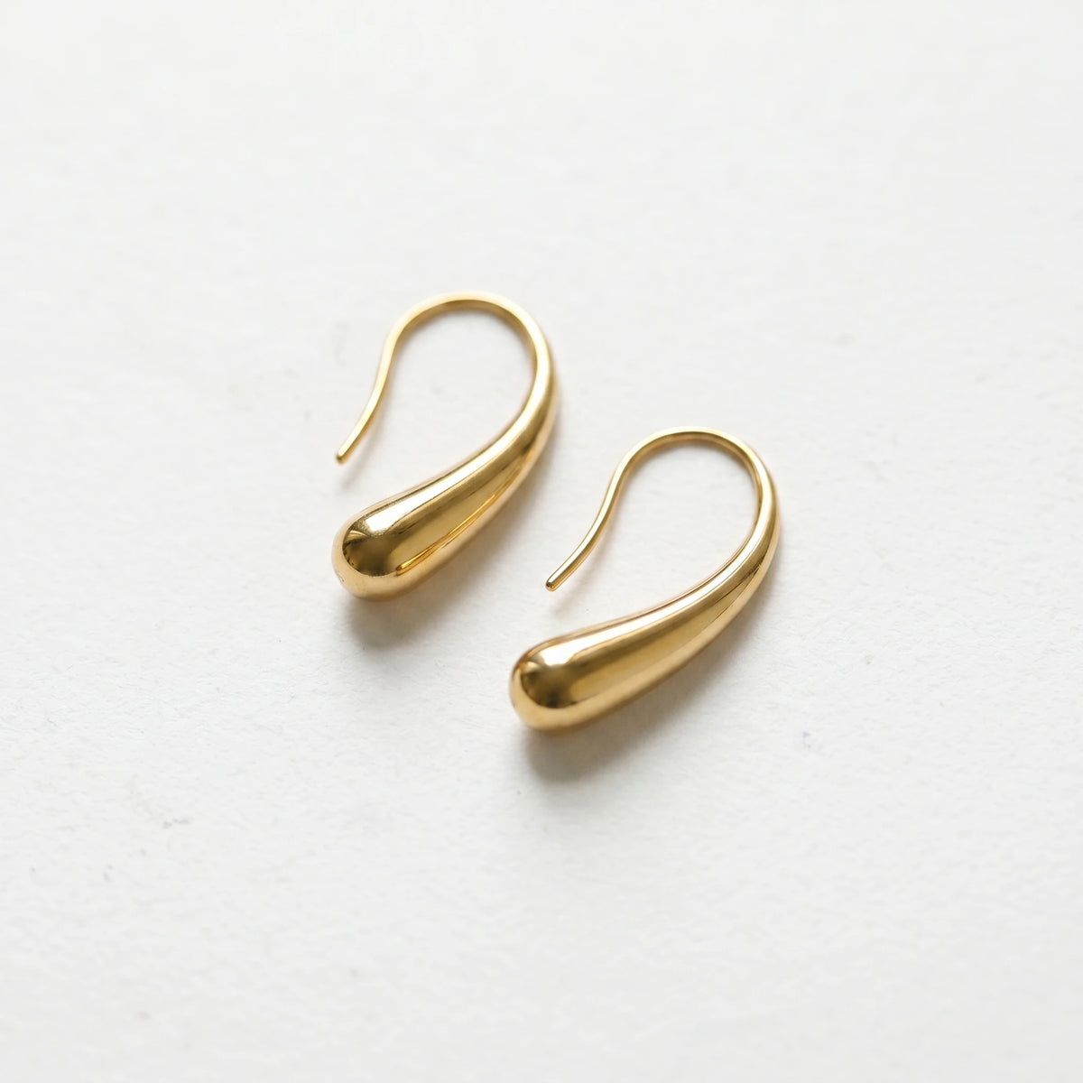 QIAOREN 12510 Tarnish Free Waterproof Teardrop Earrings Gold Stainless Steel  Earrings Women US EU