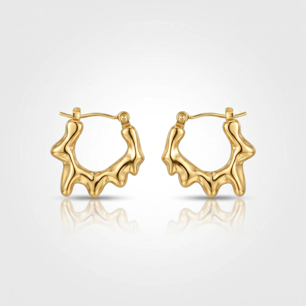 QIAOREN 13260 18K Gold PVD Plated Stainless Steel Hollow Four Pointed Wave Earrings Smooth Polished Wave