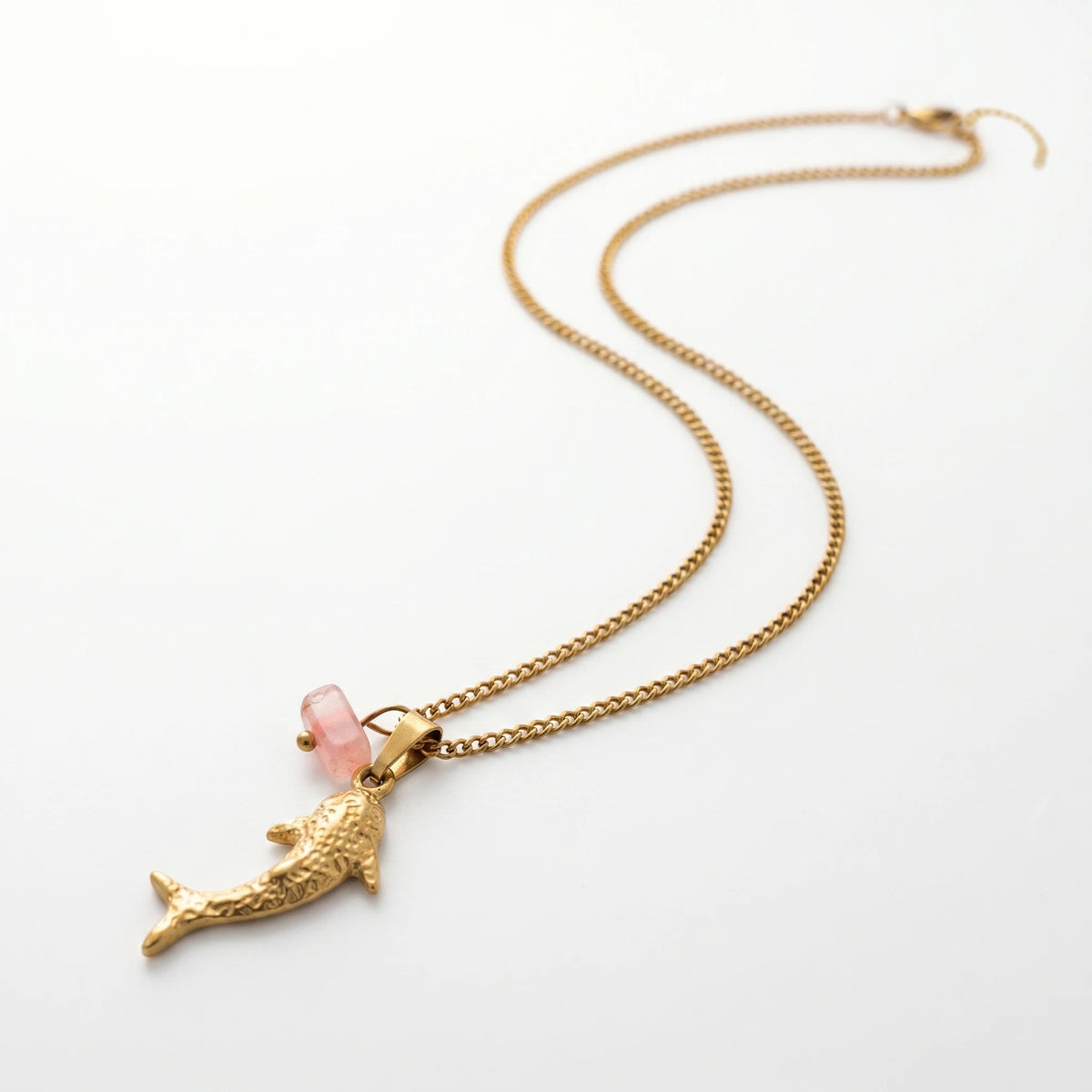 QIAOREN Trendy Shark Pink Pendant Necklace Unisex 18K Gold Stainless Steel Link Chain Hypoallergenic Fashion Jewelry Wholesale