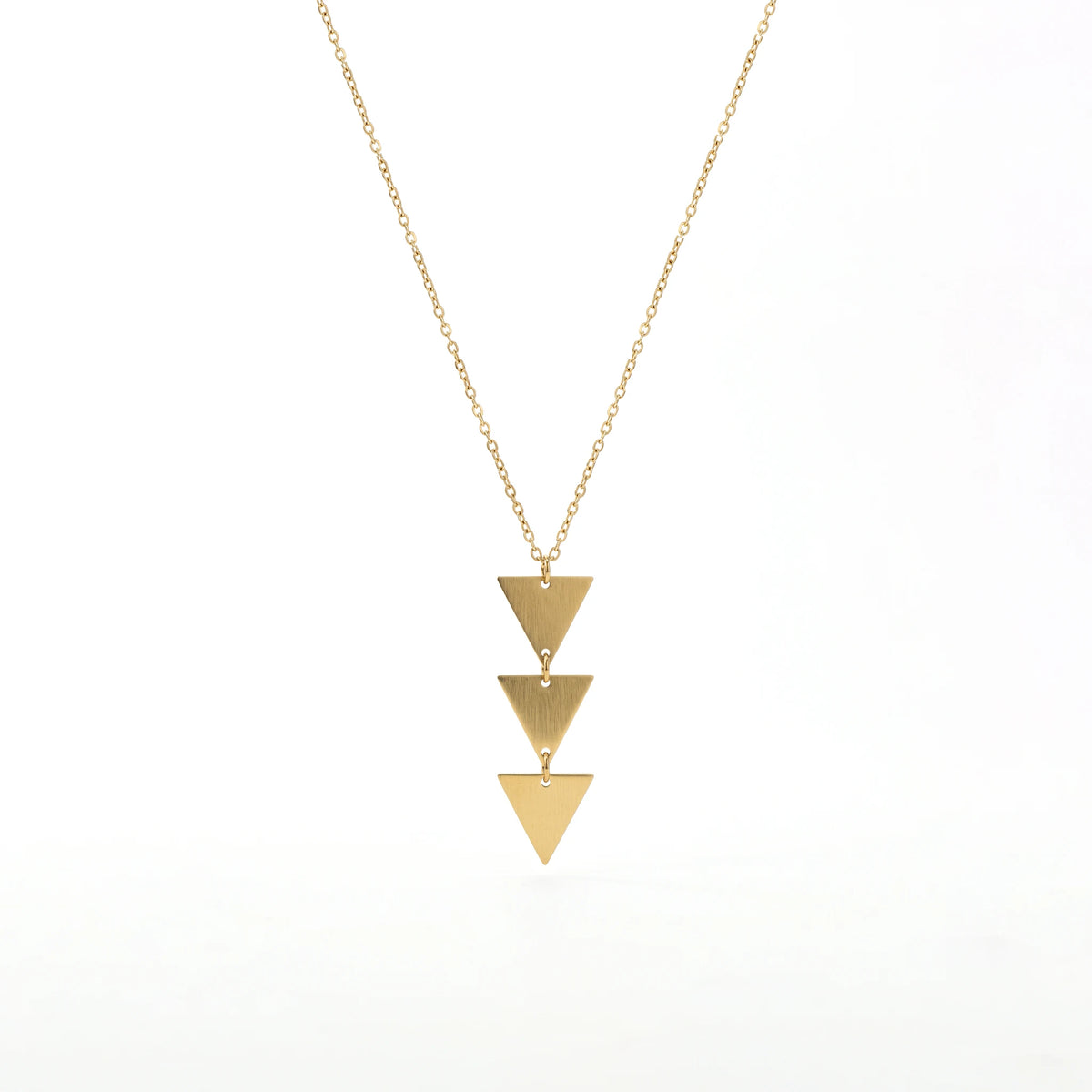 QIAOREN 11803 18K Gold Plated Stainless Steel Anti-Tarnish Hypoallergenic Stacked Triangle Drop Pendant Cable Chain Necklace
