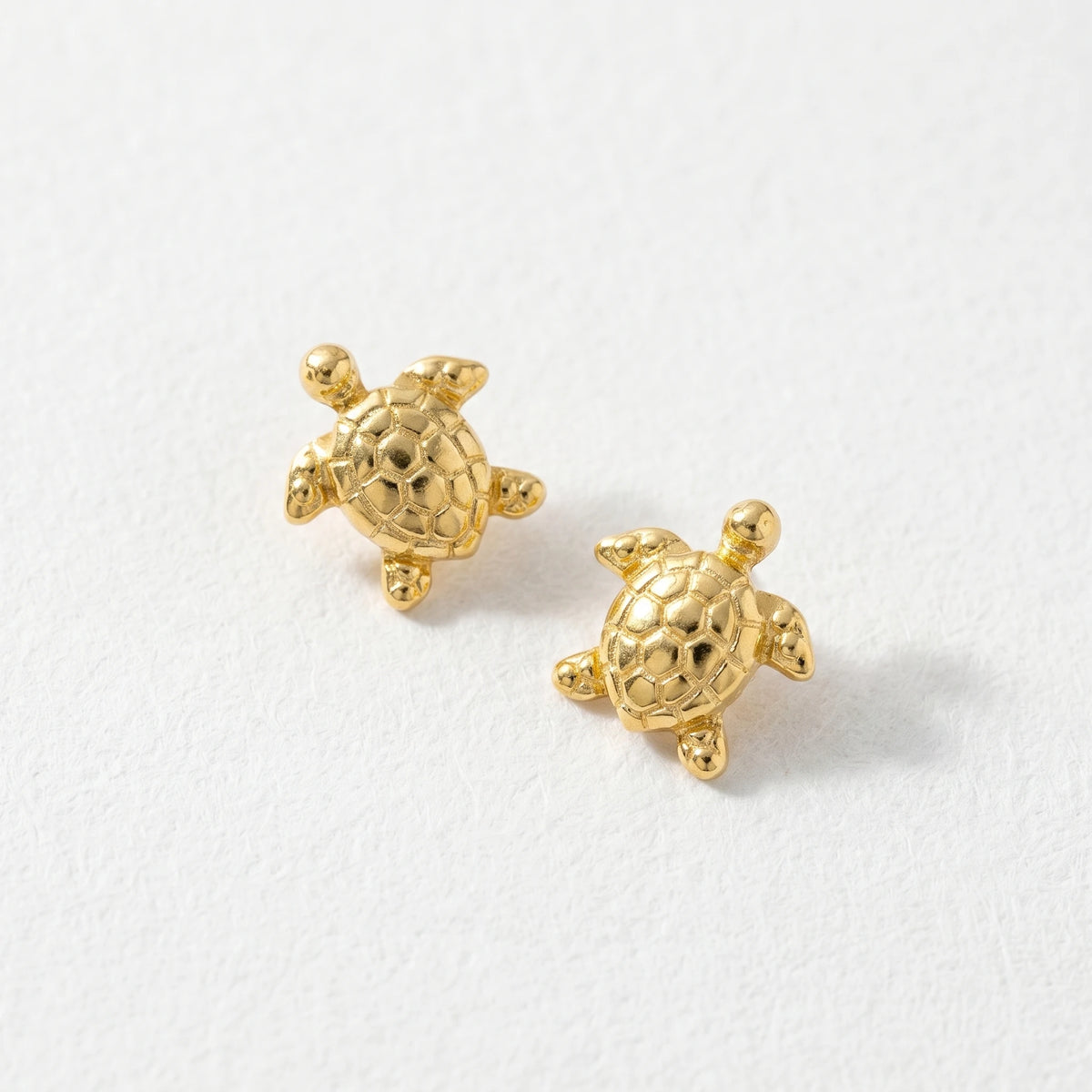 QIAOREN13220 Gold Plated Sea Turtle Stud Earrings for Women Stainless Steel Beach Coastal Ocean Jewelry