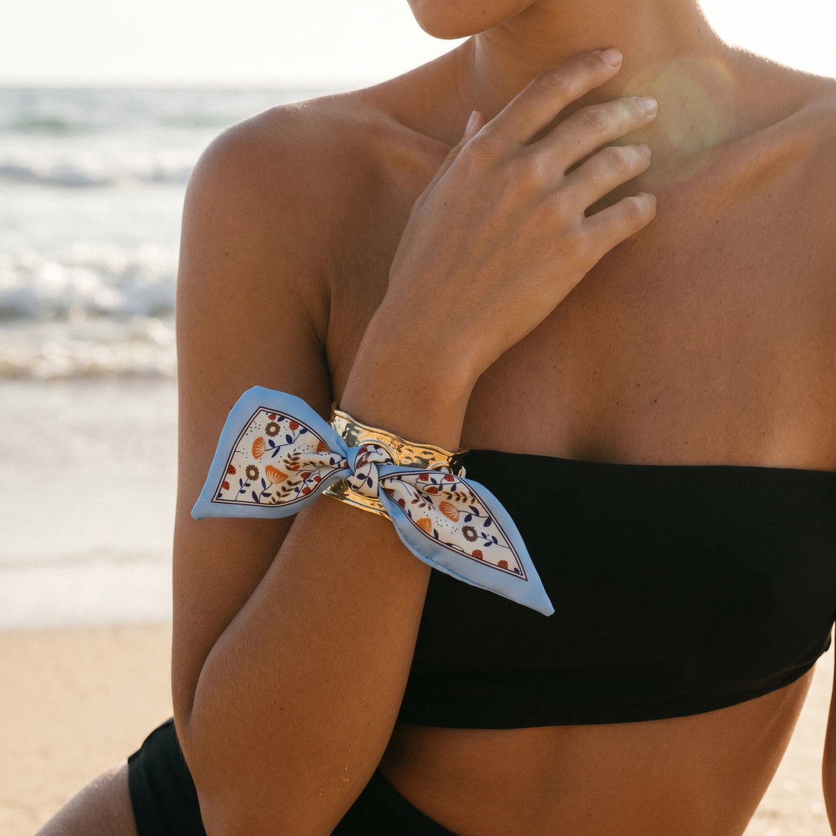 QIAOREN 11001 Vintage Floral Scarf Bracelet Gold Stainless Steel Wide Cuff Adjustable Beach Resort Jewelry for Women