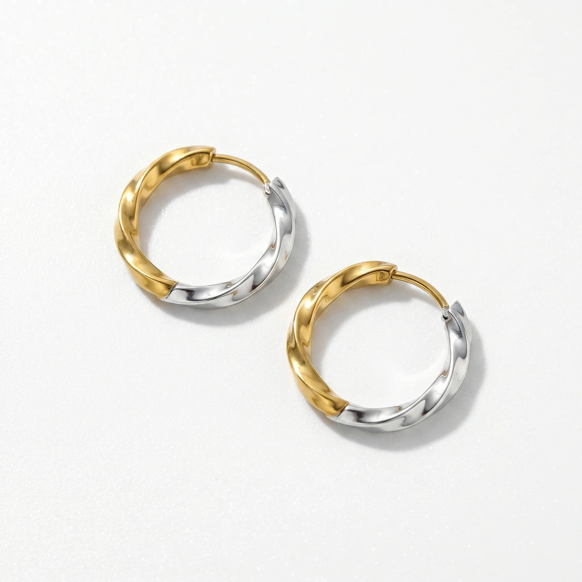 QIAOREN 12755 Stainless Steel Two Tone Twisted Hoop Earrings Silver Gold Mixed Metal Small Huggie Ear Jewelry for Women