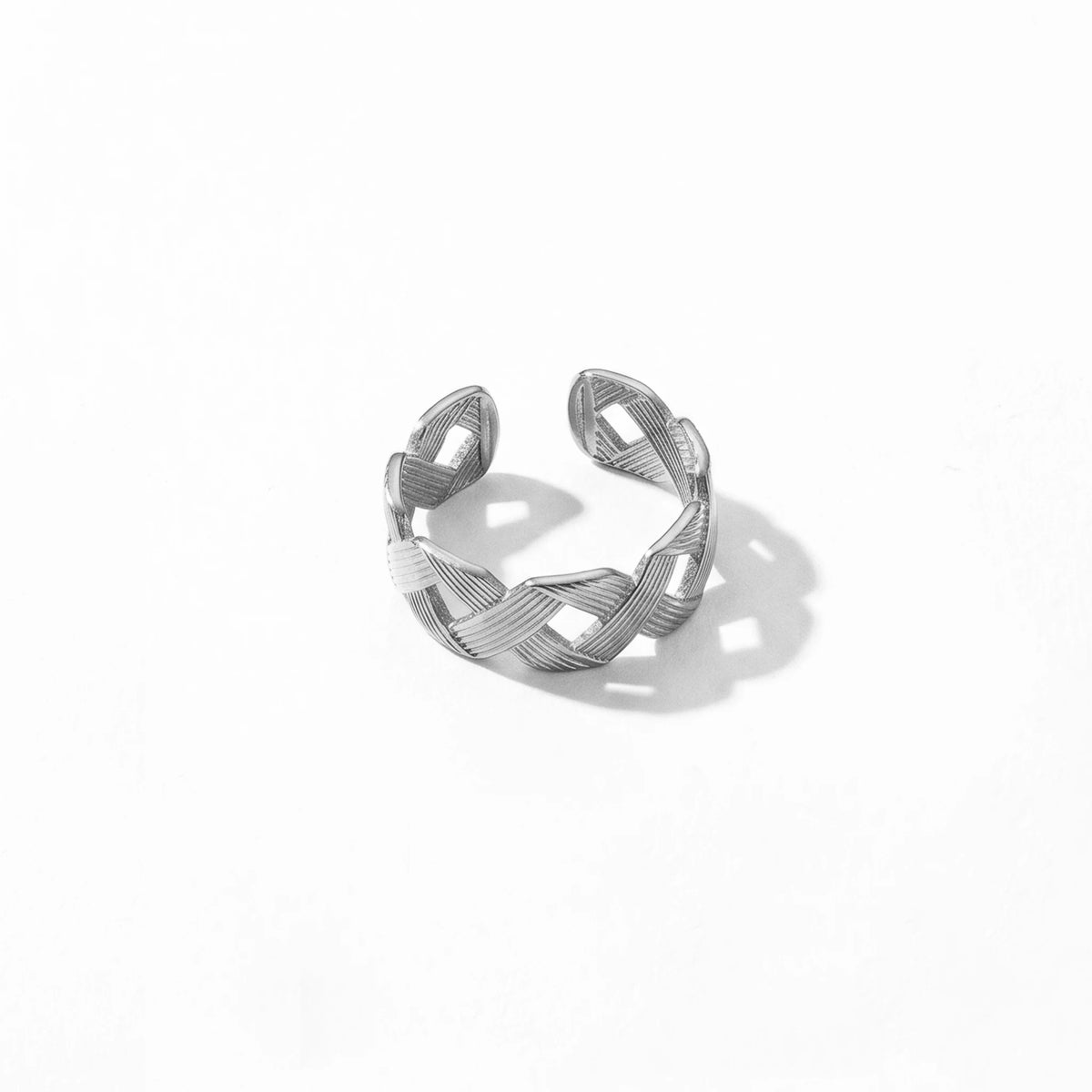 QIAOREN 10706 18K Gold Stainless Steel Adjustable Open Rings Braided Hammer Engraved Stackable Jewelry for Women