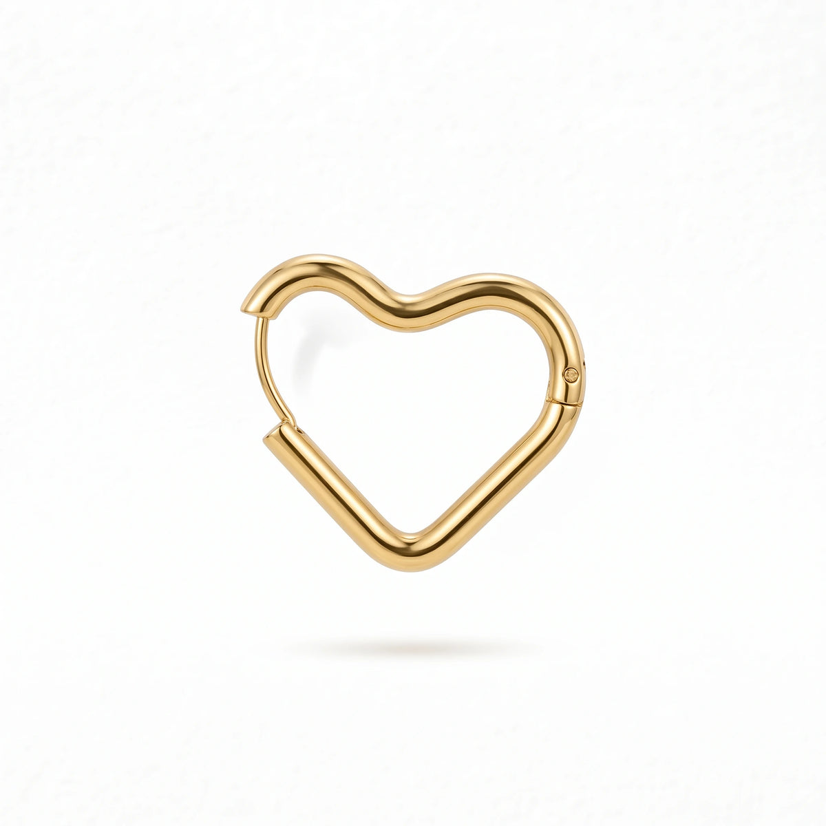 QIAOREN 12595 Smooth Thick Tube Hollow Heart Huggie Hoop Earrings PVD 18K Gold Stainless Steel Hypoallergenic Love Ear Buckle