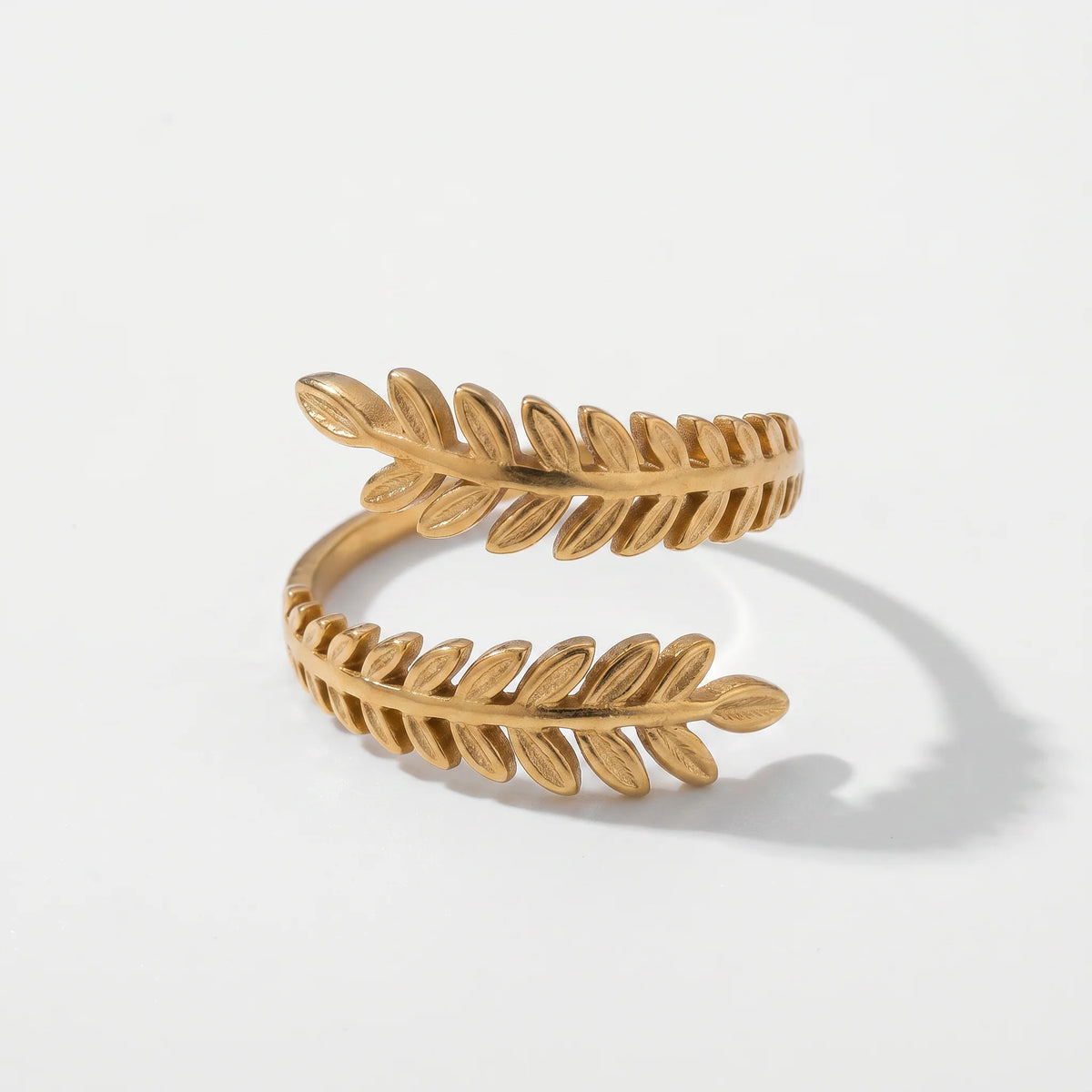 QIAOREN 5Pcs Boho Leaf Flower Gold Stainless Steel Rings Set Tarnish Free Adjustable Stackable Open Cuff Rings for Women