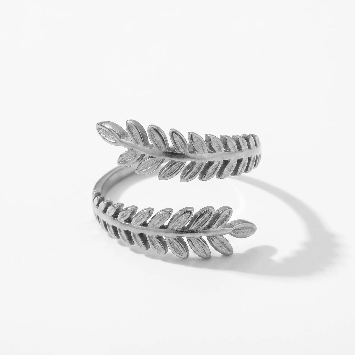 QIAOREN 5Pcs Boho Leaf Flower Gold Stainless Steel Rings Set Tarnish Free Adjustable Stackable Open Cuff Rings for Women