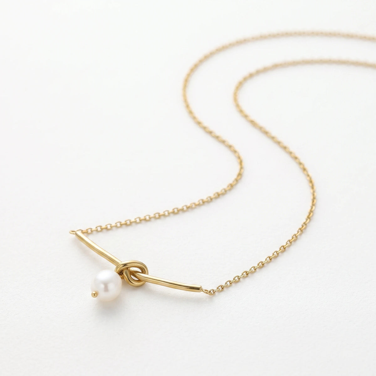 QIAOREN 13724 Thin Link Chain Necklace with Bar Knot Pendant Hanging Single White Freshwater Pearl, Gold Plated Jewelry