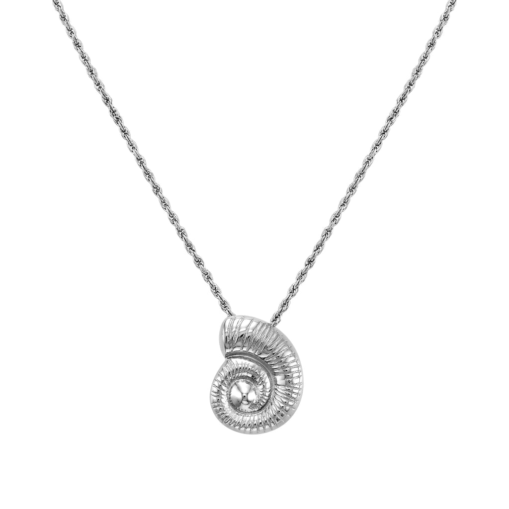 QIAOREN 11725 Retro Embossed Conch Pendant Necklace Gold Stainless Steel Twist Rope Chain Nautical Jewelry for Western Girls
