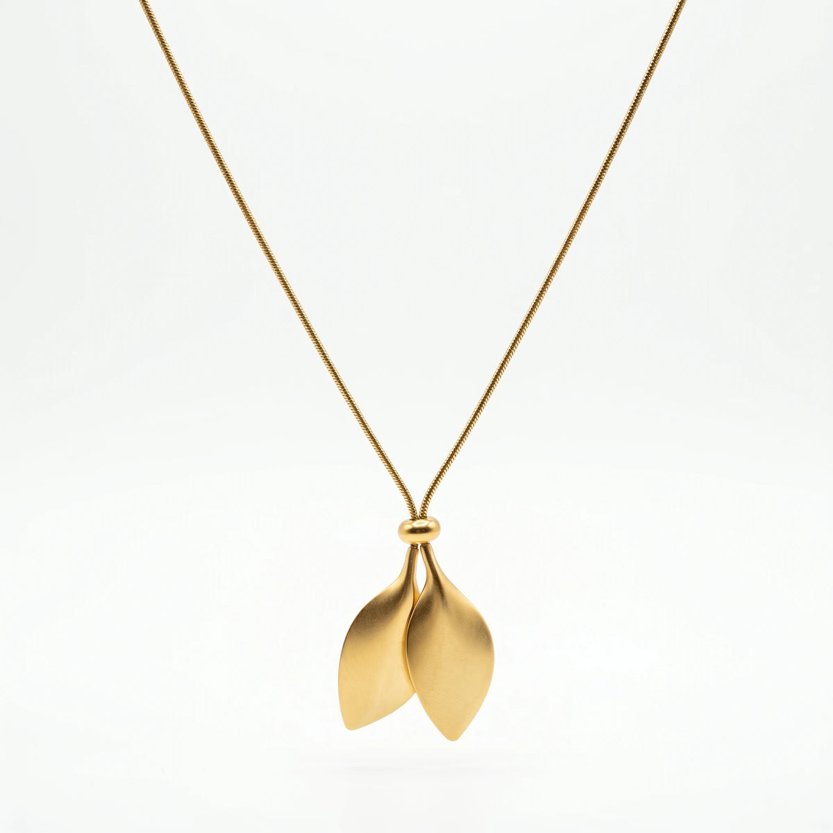 QIAOREN 10625 Trendy Stainless Steel Double Leaf Pendant Necklace Gold Plated Link Chain for Women Party Occasion