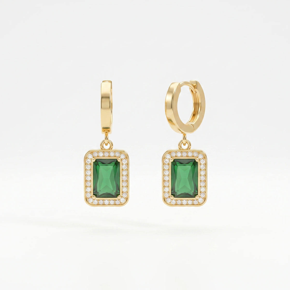 QIAOREN 13442 Gold Tone Rectangle Emerald Crystal Drop Stud Earrings  Dangle Earrings Luxury Vintage Jewelry Gift